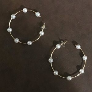 Hoop Earrings with Pearls